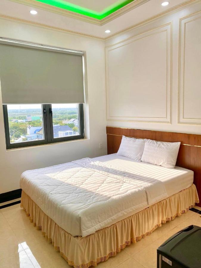 Phung Hoang Vu Hotel Bac Lieu Exterior photo